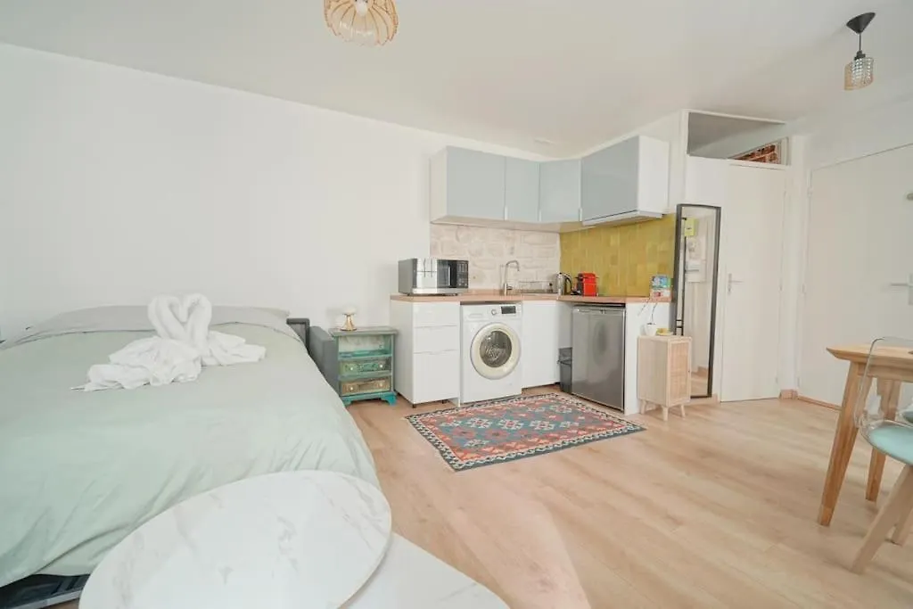 Doorman In 12th Apartment